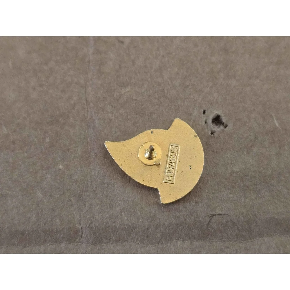 Vintage CBC Community Blood Center 14 Gallon Donor Lapel Vest Hat Pin H29